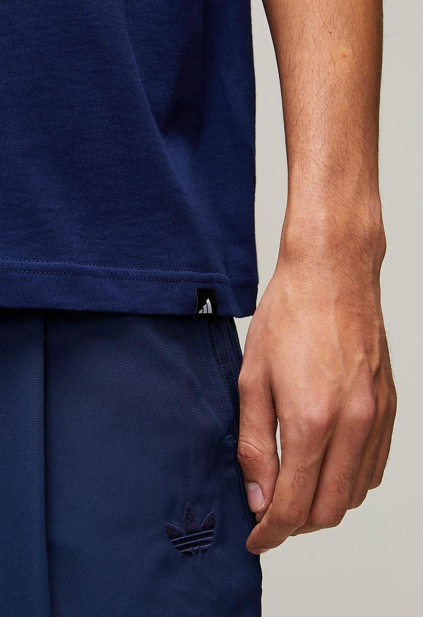 adidas Performance - Varsity Crest Tee - Dark Blue