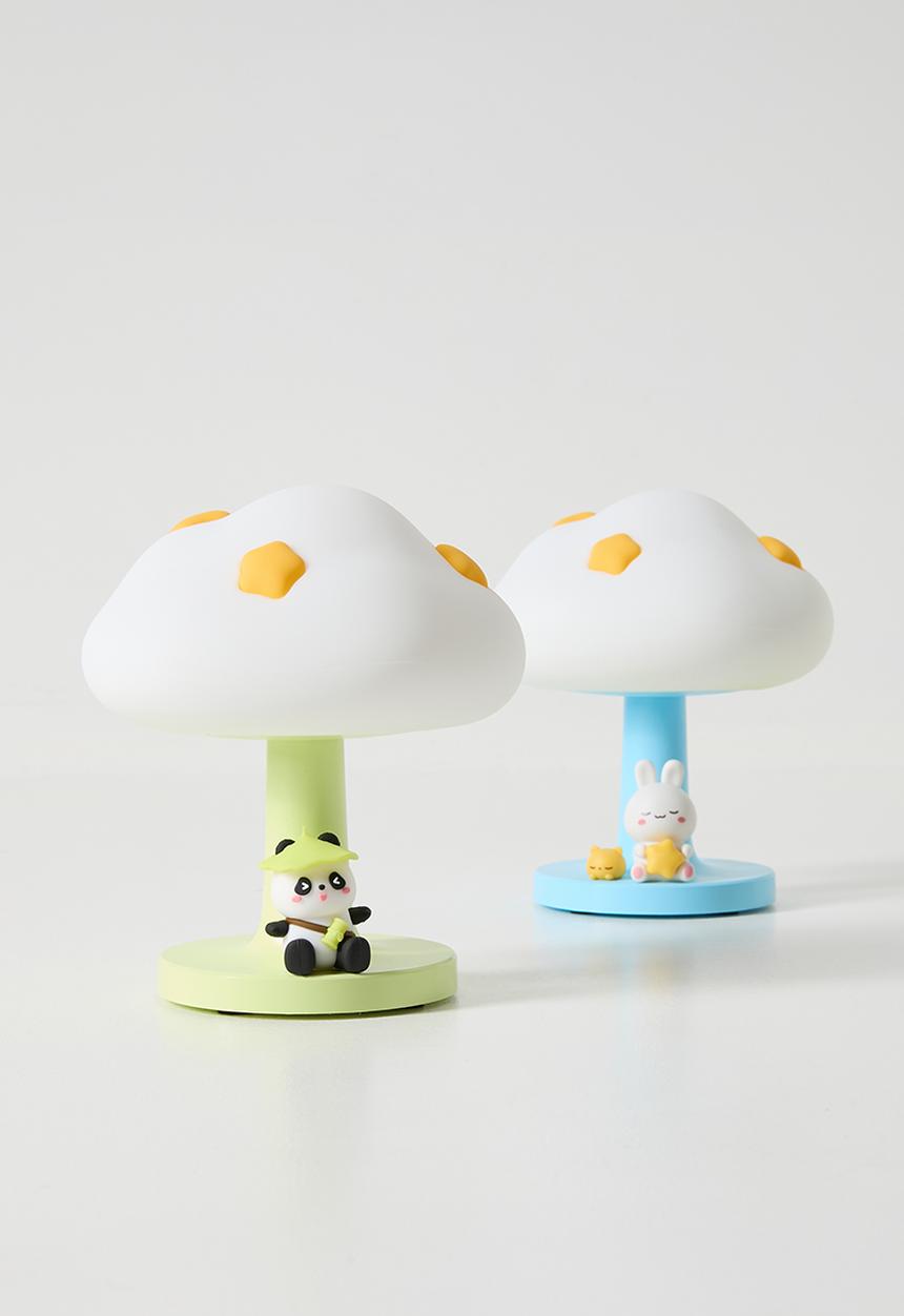 Pop Candy - Panda under mushroom lamp - green/white