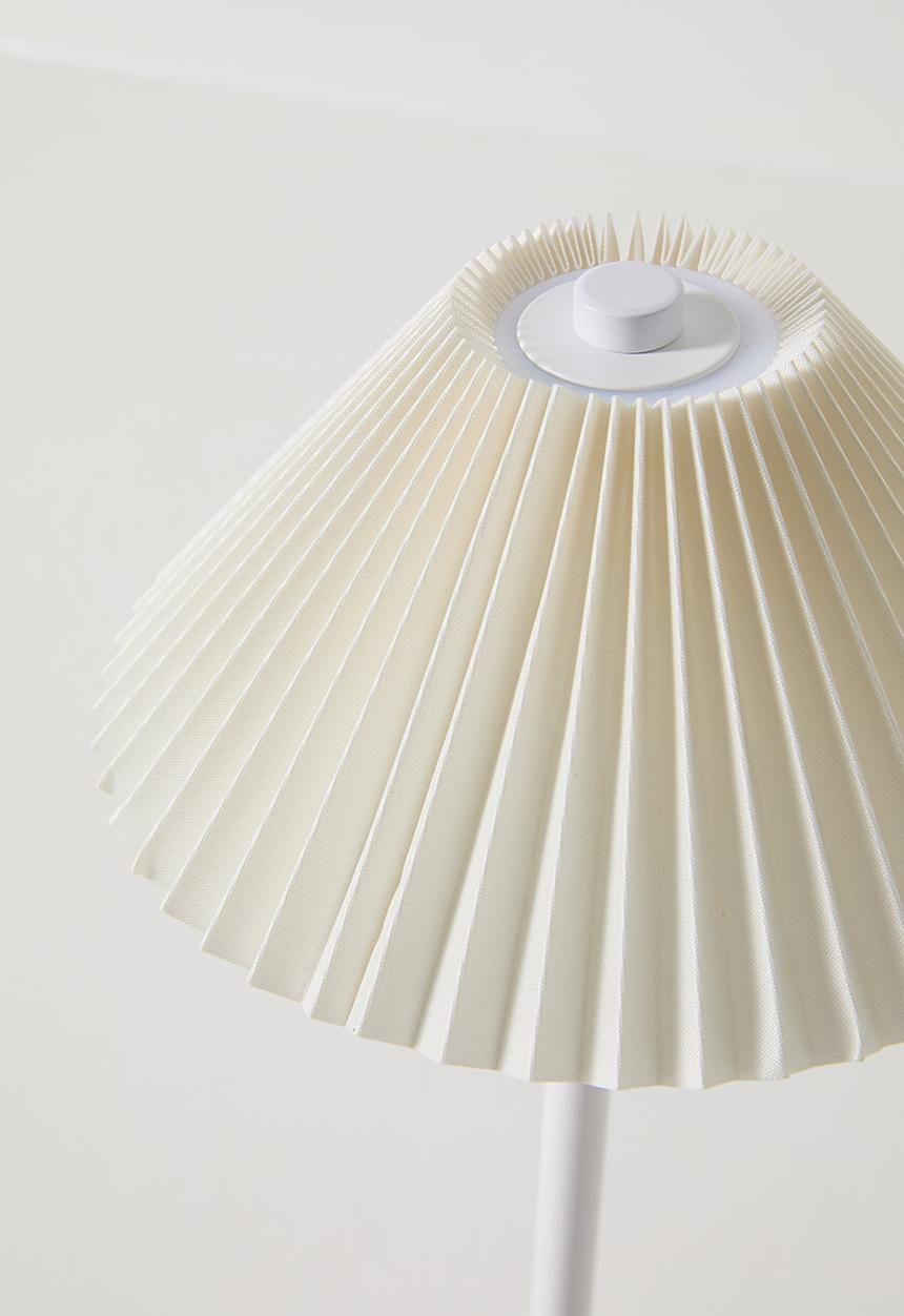 Pop Candy - Rechargeable LED pleated lamp - white