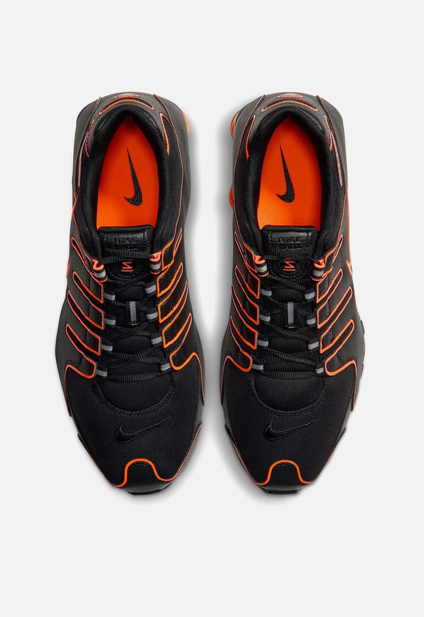 Nike - NIKE SHOX NZ