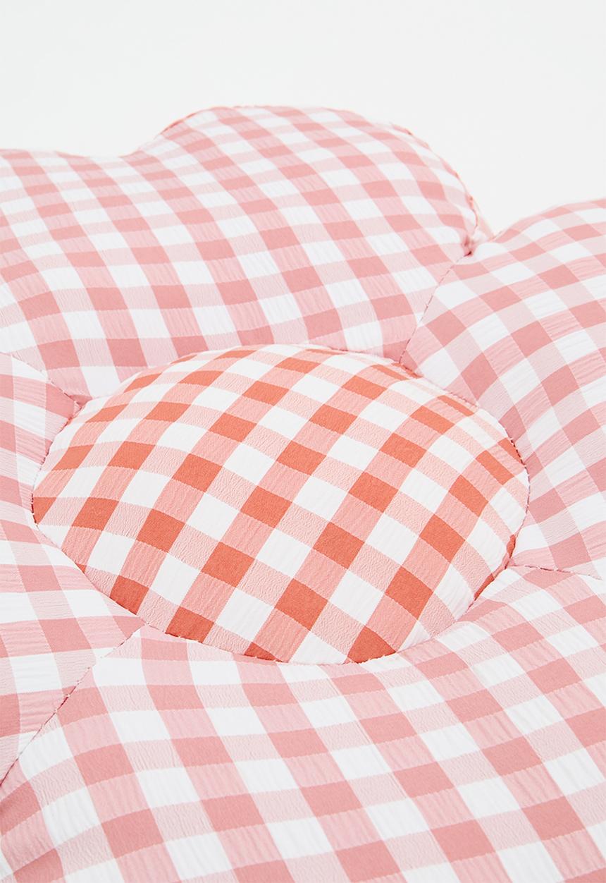 Pop Candy - Gingham flower-shaped cushion - pink/red