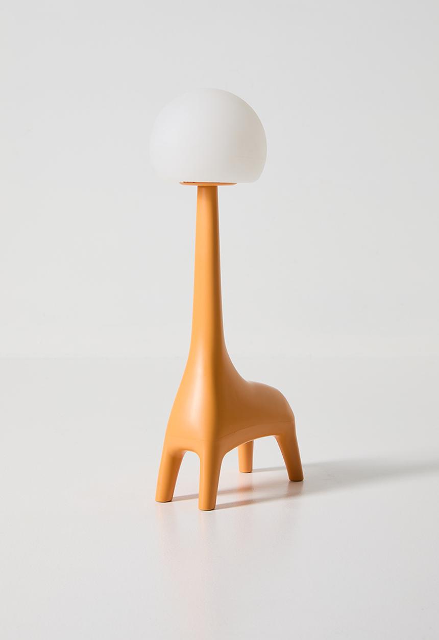 Pop Candy - Bulb head character night light - yellow