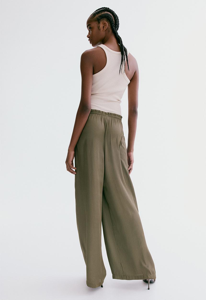H&M - Satin drawstring trousers - dark khaki green