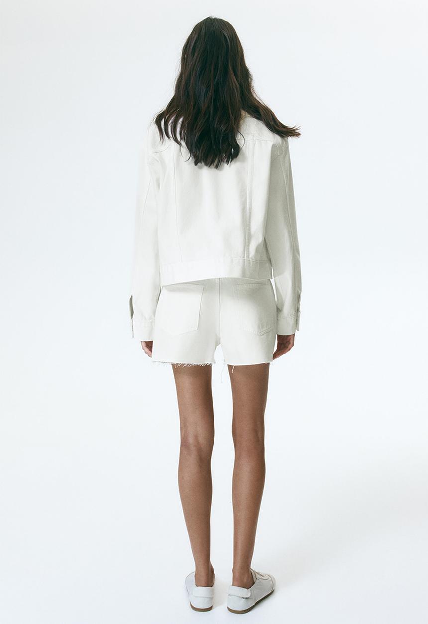 H&M - Raw-edge denim shorts - cream