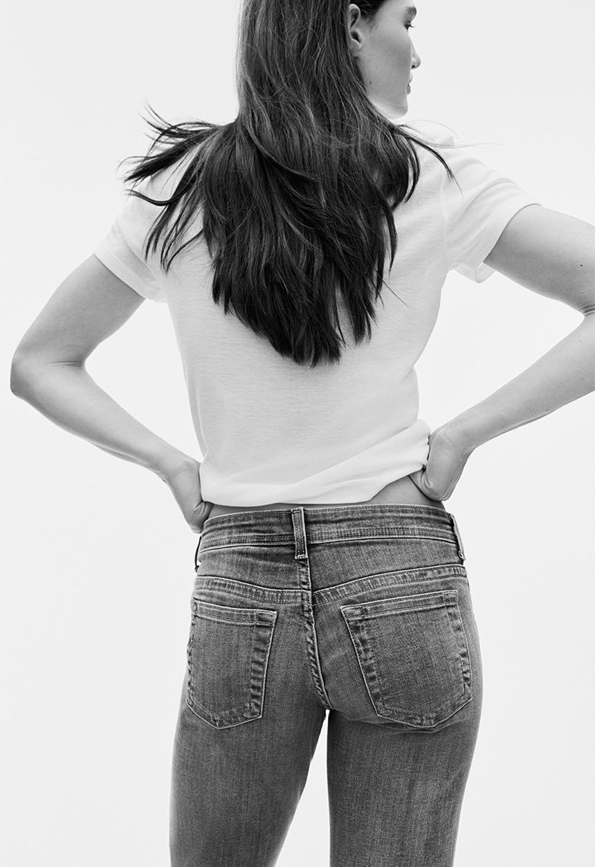 H&M - Flared leg ultra low waist jeans - denim blue