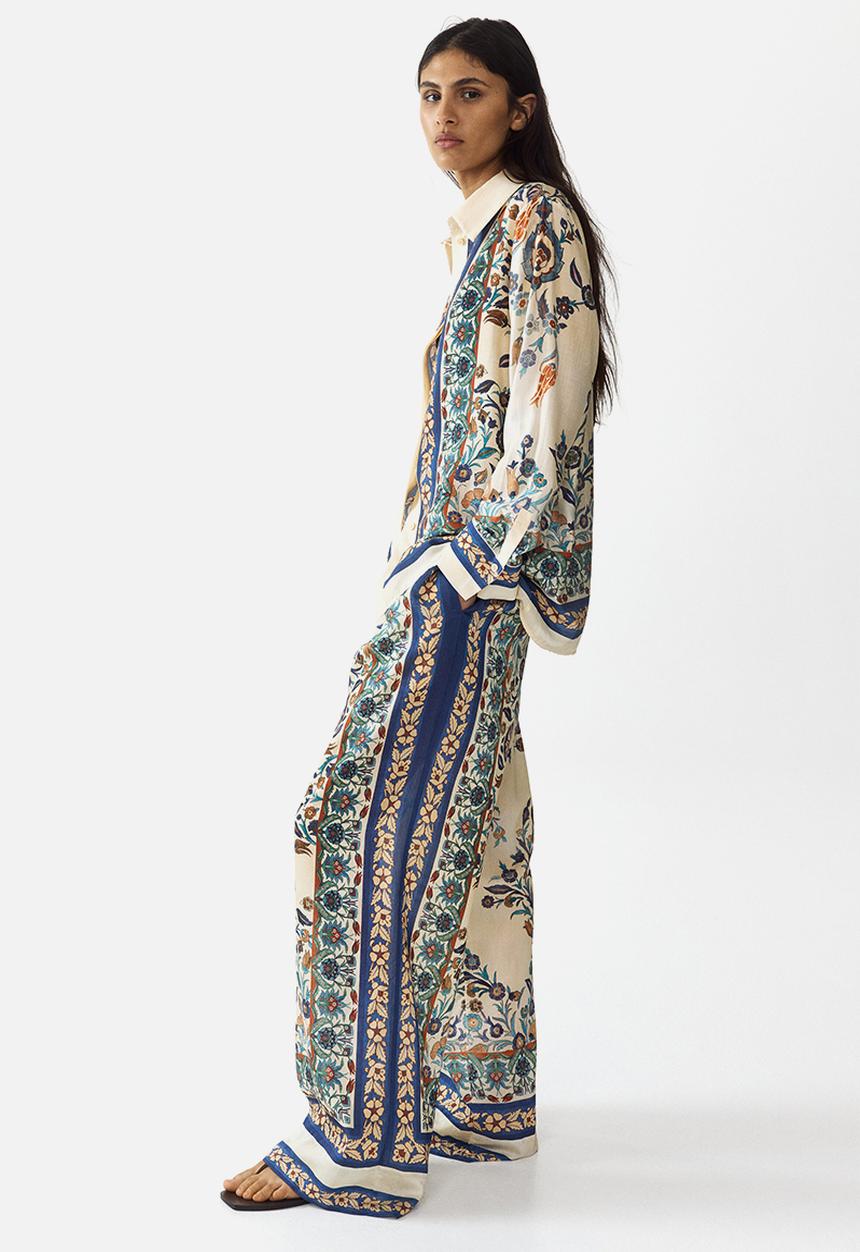H&M - Oversized printed shirt - light beige/floral