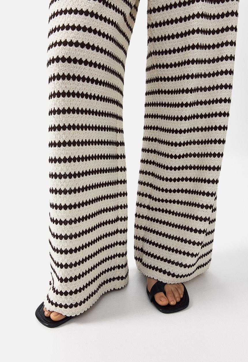 H&M - Mama before & after knitted trousers - white/striped