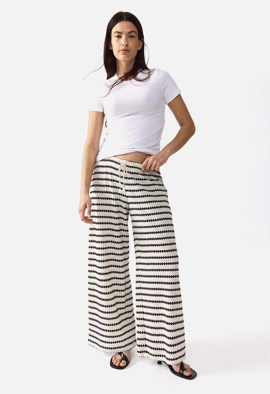 H&M - Mama before & after knitted trousers - white/striped