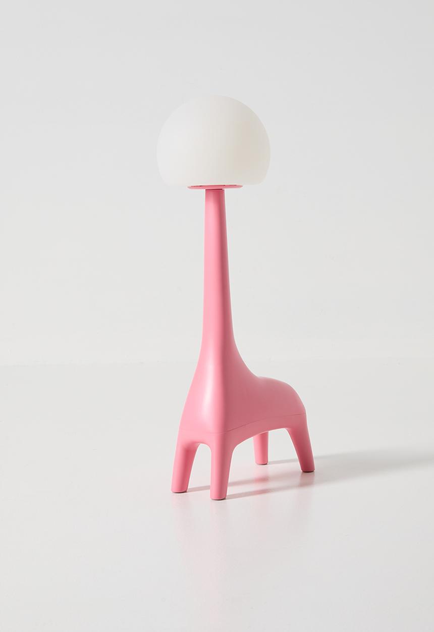 Pop Candy - Bulb head character night light - pink fraud