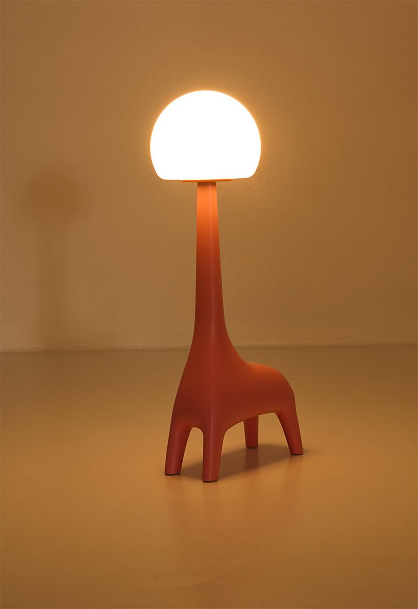 Pop Candy - Bulb head character night light - pink fraud