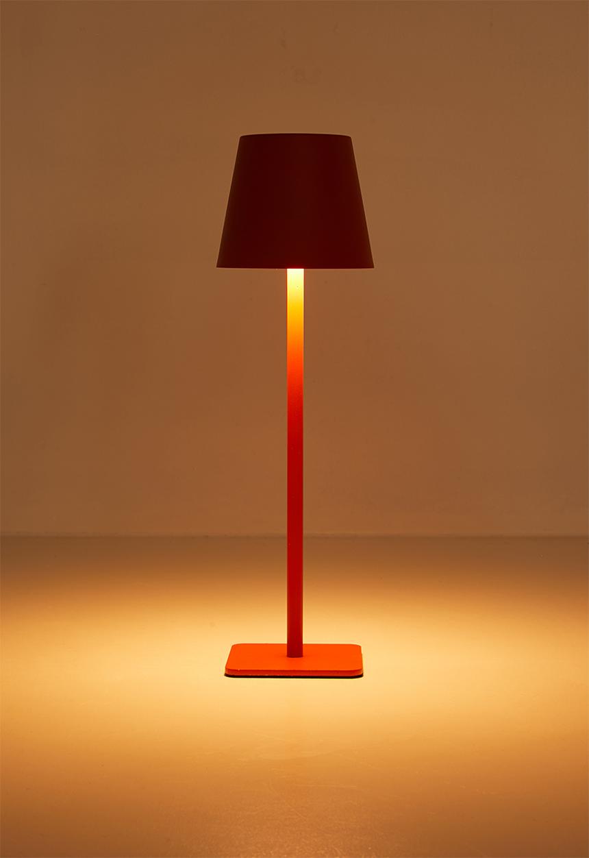 Pop Candy - Square base desk lamp - red