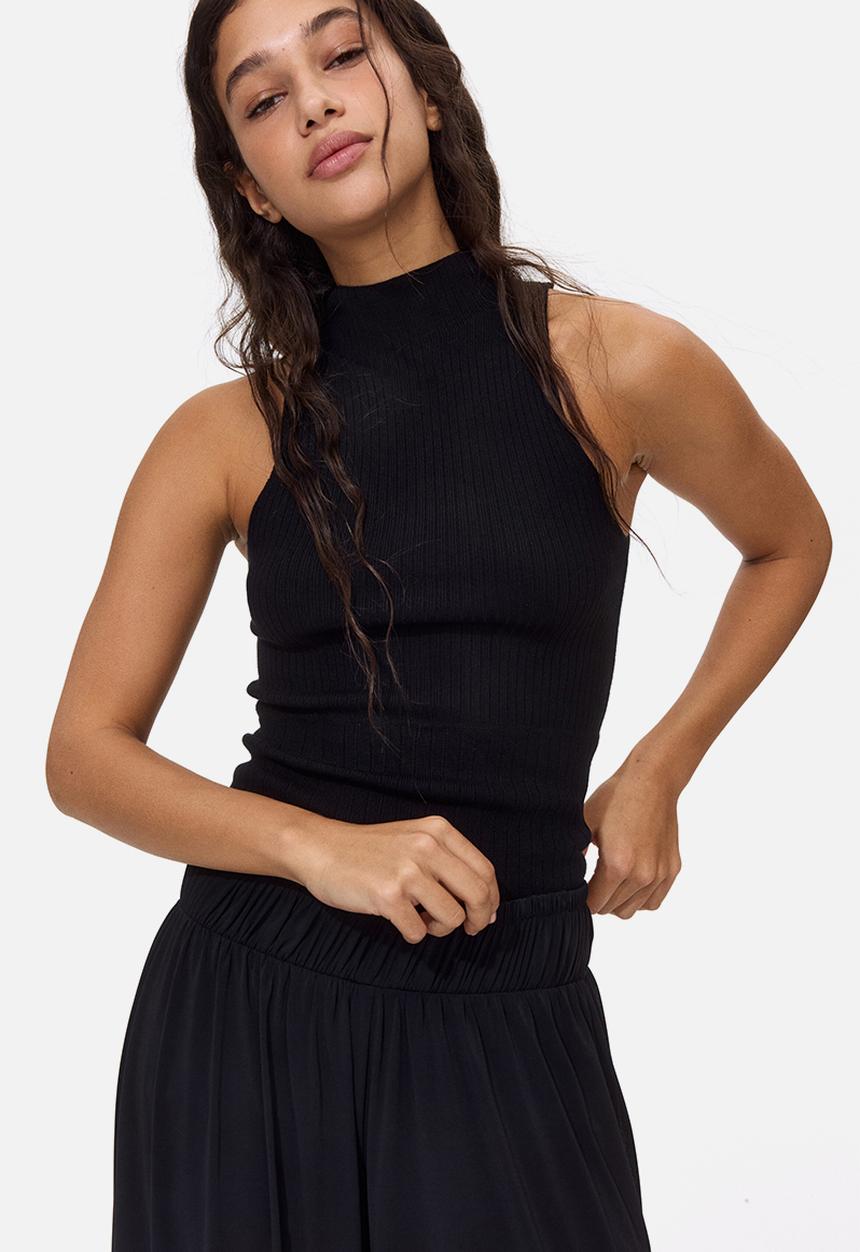 H&M - Rib-knit turtleneck top - black