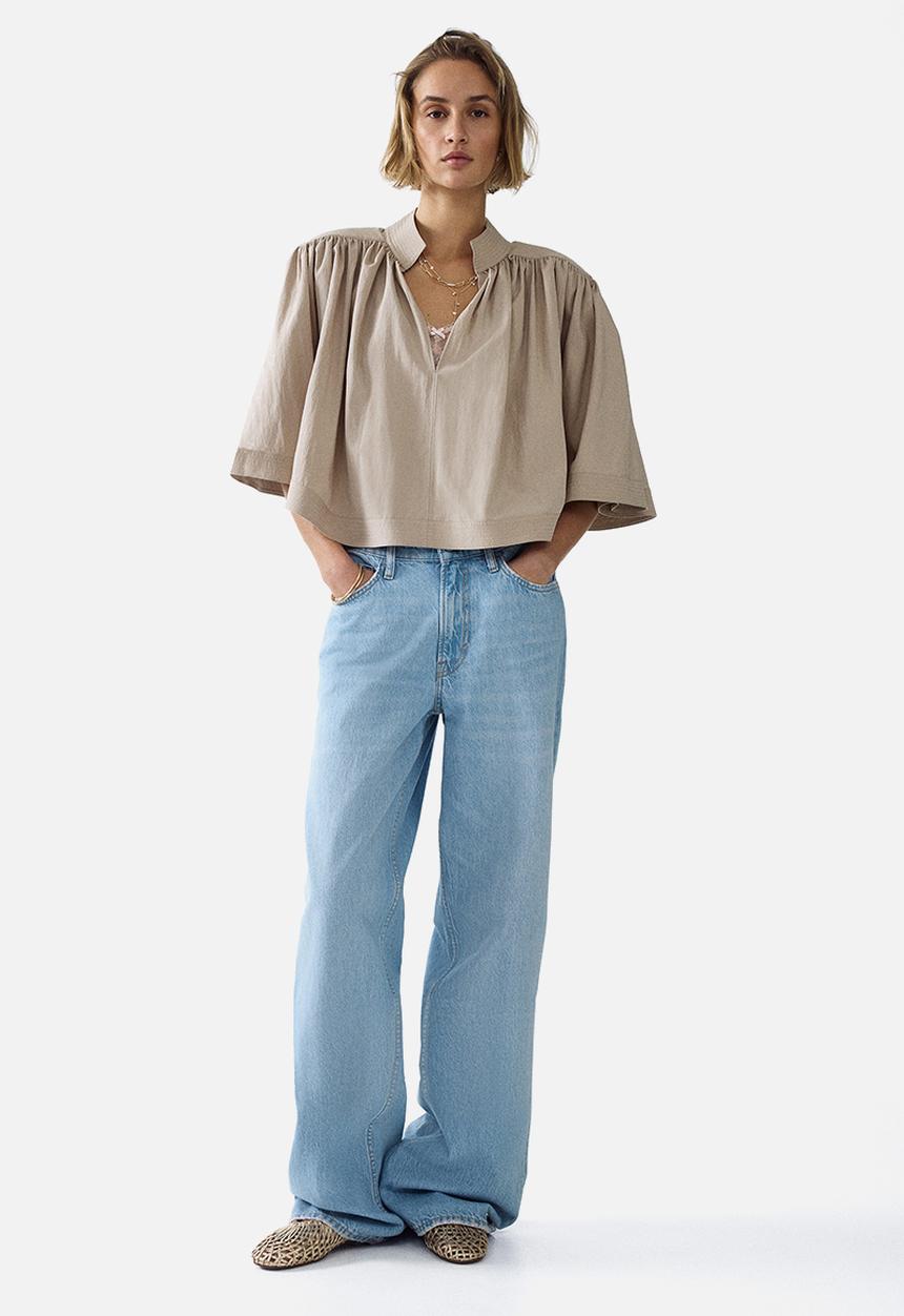H&M - Shoulder-pad cape blouse - light dusty beige
