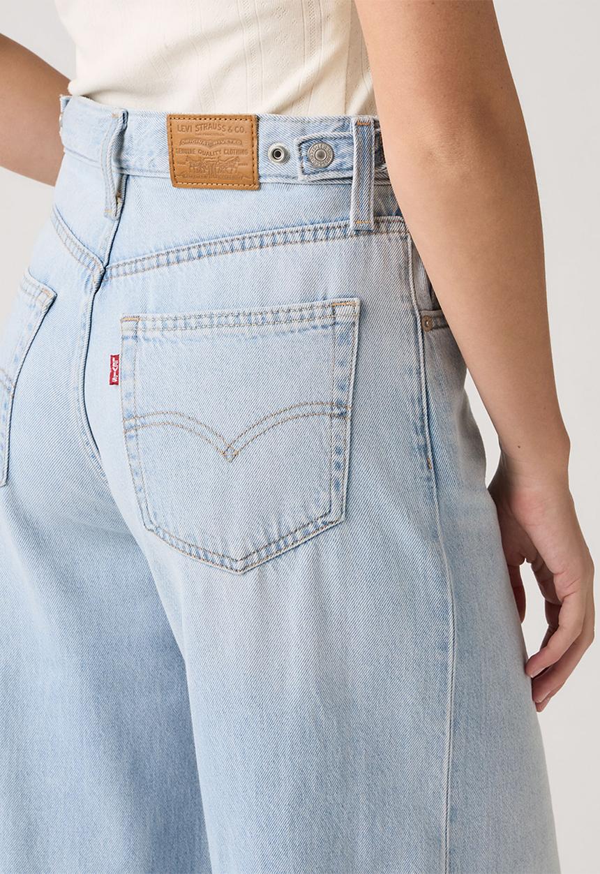Levi’s® - Cinch Wide Leg Jeans - Nightly Routine