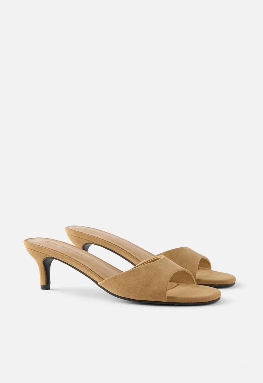 Cotton On - Stevie peep toe kitten heel - camel faux suede