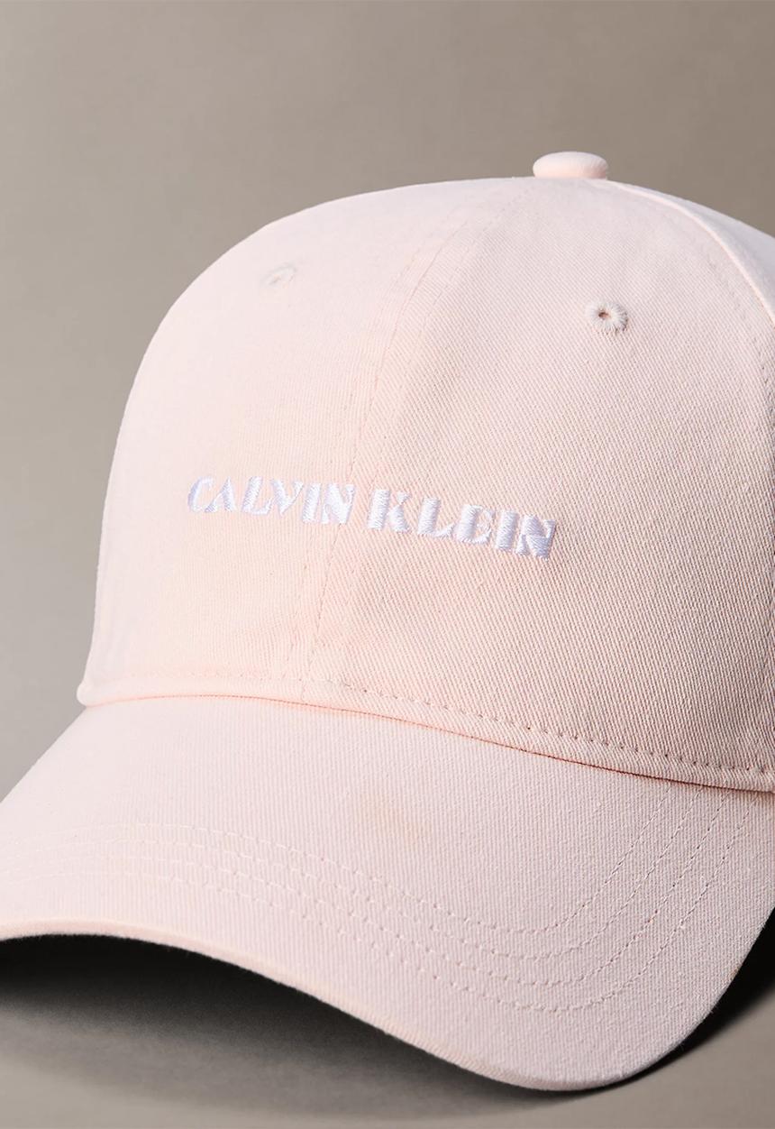Calvin Klein - Apparel Graphic Cap -Mangano Calcite