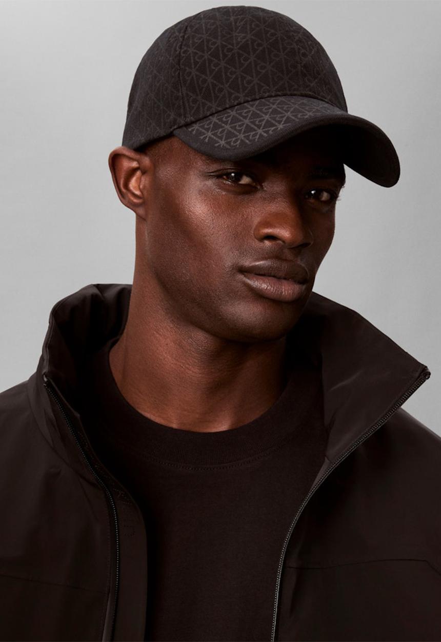 Calvin Klein - Emblem Print W Leather Patch Cap - Charcoal Aop