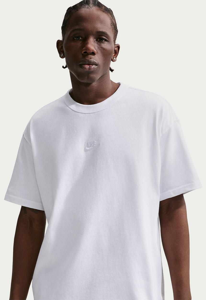 Nike - Tee Lse Prem Ess Sust - White