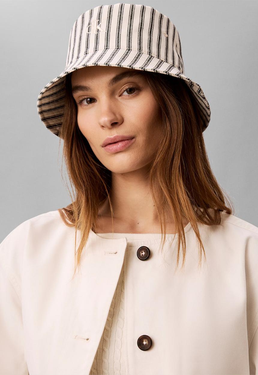 Calvin Klein - Non Logo Aop Bucket Hat- Black/ White Stripe