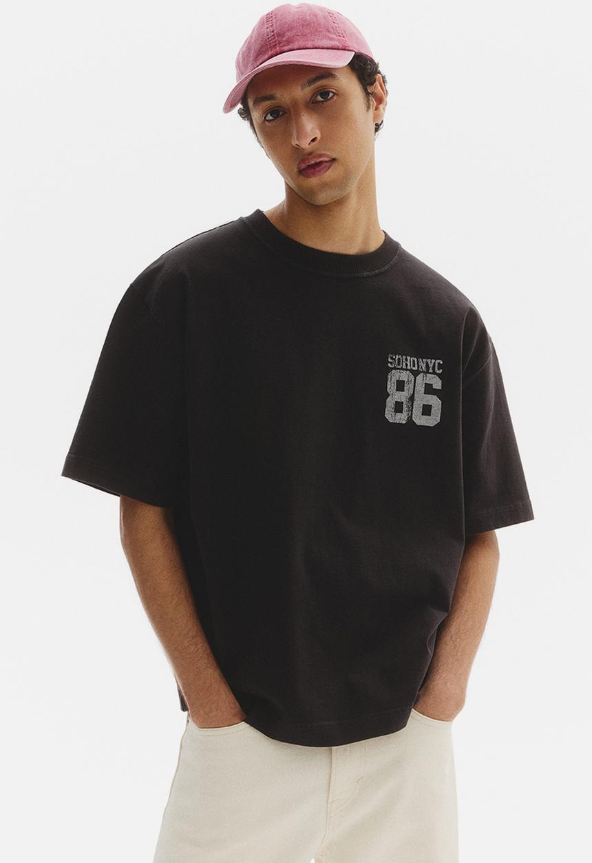 H&M - Loose fit printed T-shirt - black/soho nyc
