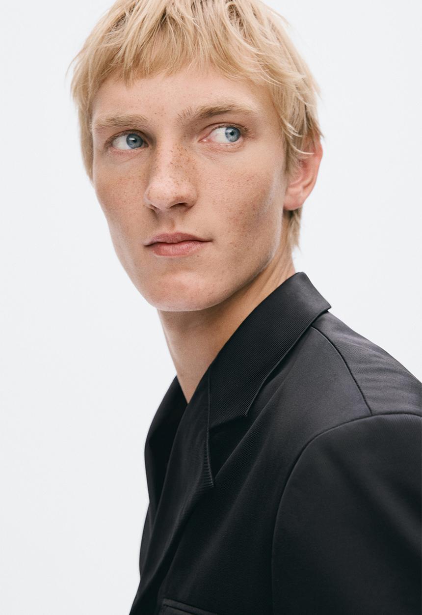 H&M - H&M Atelier:  Slim fit single-breasted twill jacket - black