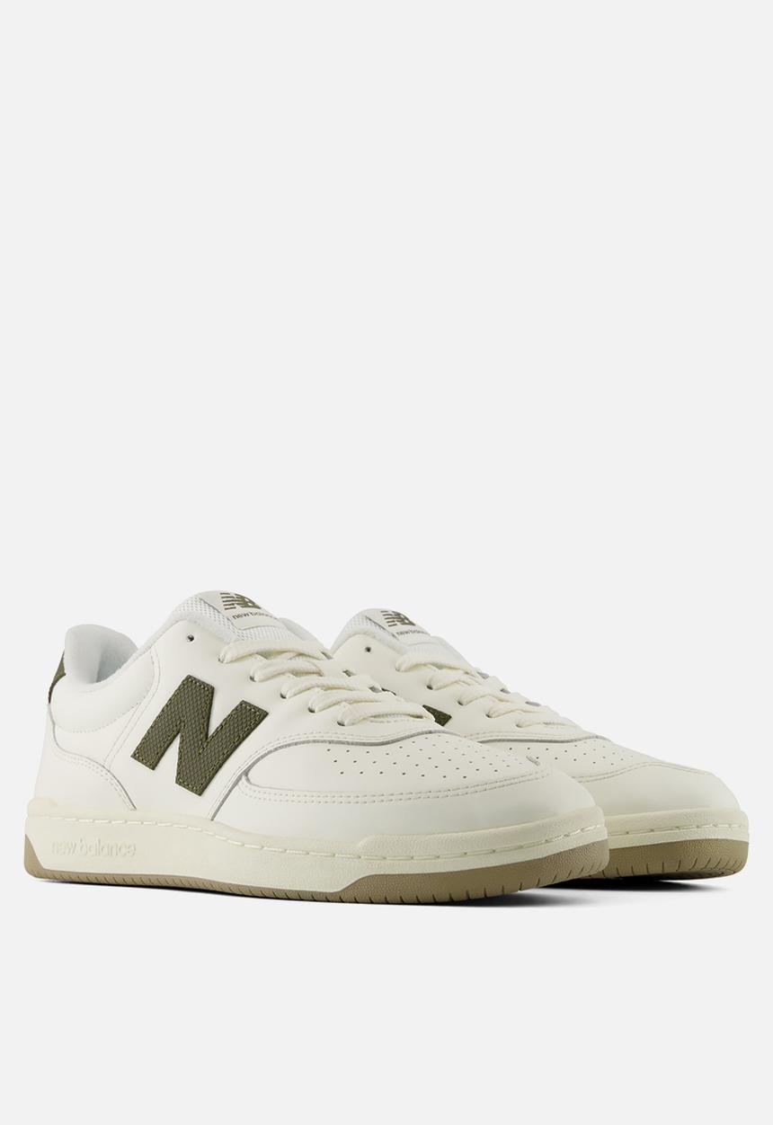 New Balance  - BB80