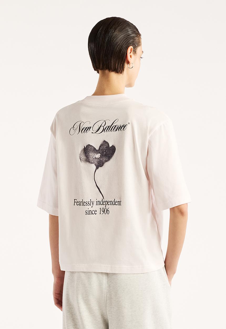 New Balance  - New Balance Pressed Flowers Tee  - Pink Salt