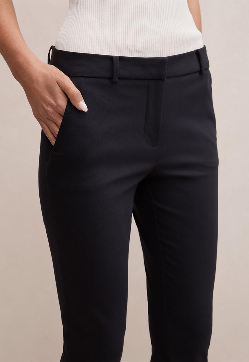 Forever New - Grace 7/8th slim pants in navy suit