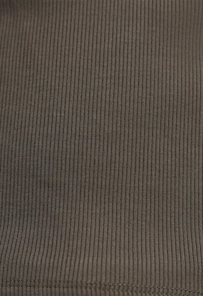 Forever New - Rebecca scallop trim T-shirt in thyme/porcelain