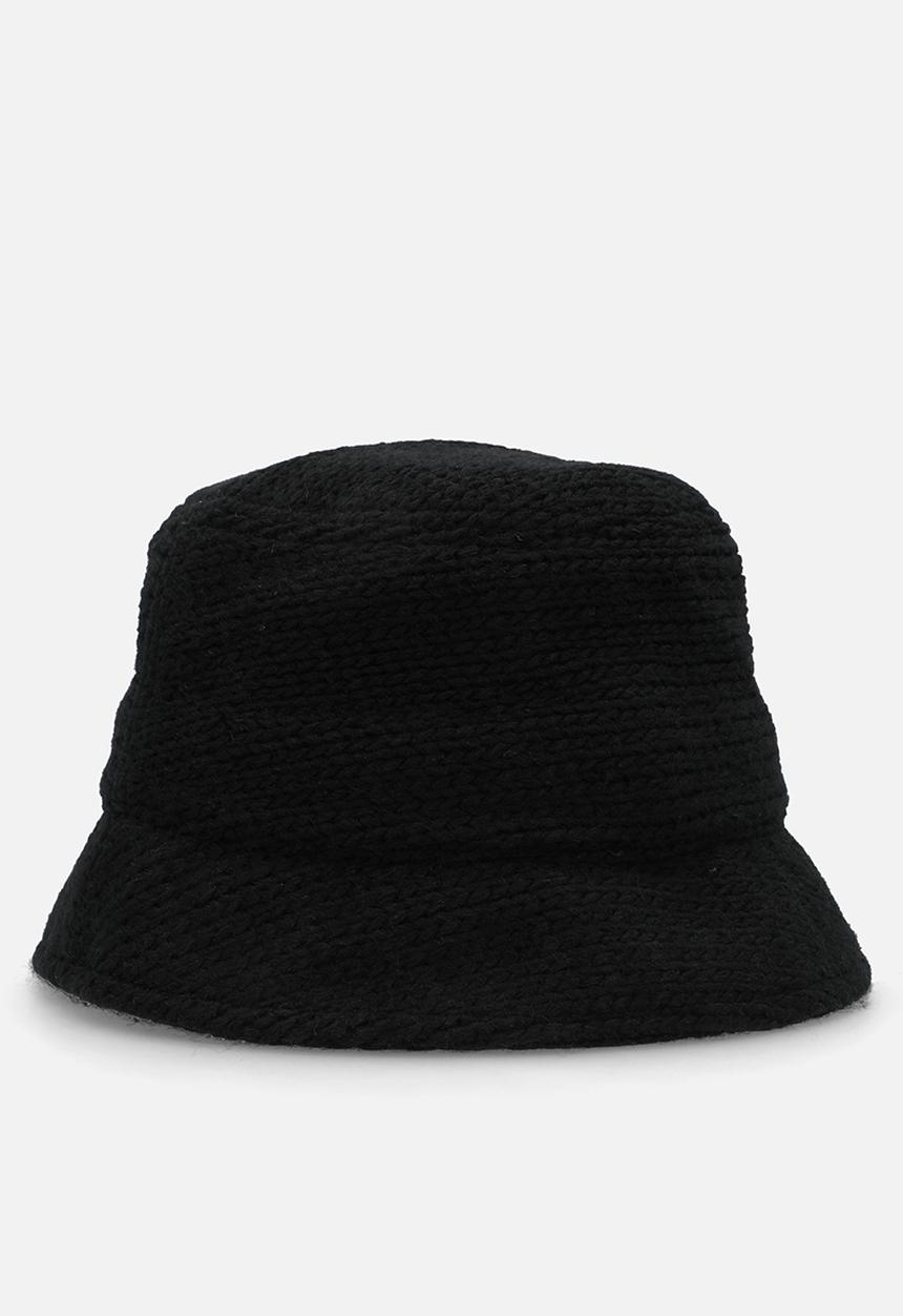 Ben Sherman - B Crochet Knit Hat - Black