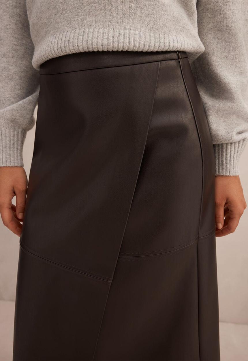 Forever New - Amelia Pu wrap skirt in chocolate