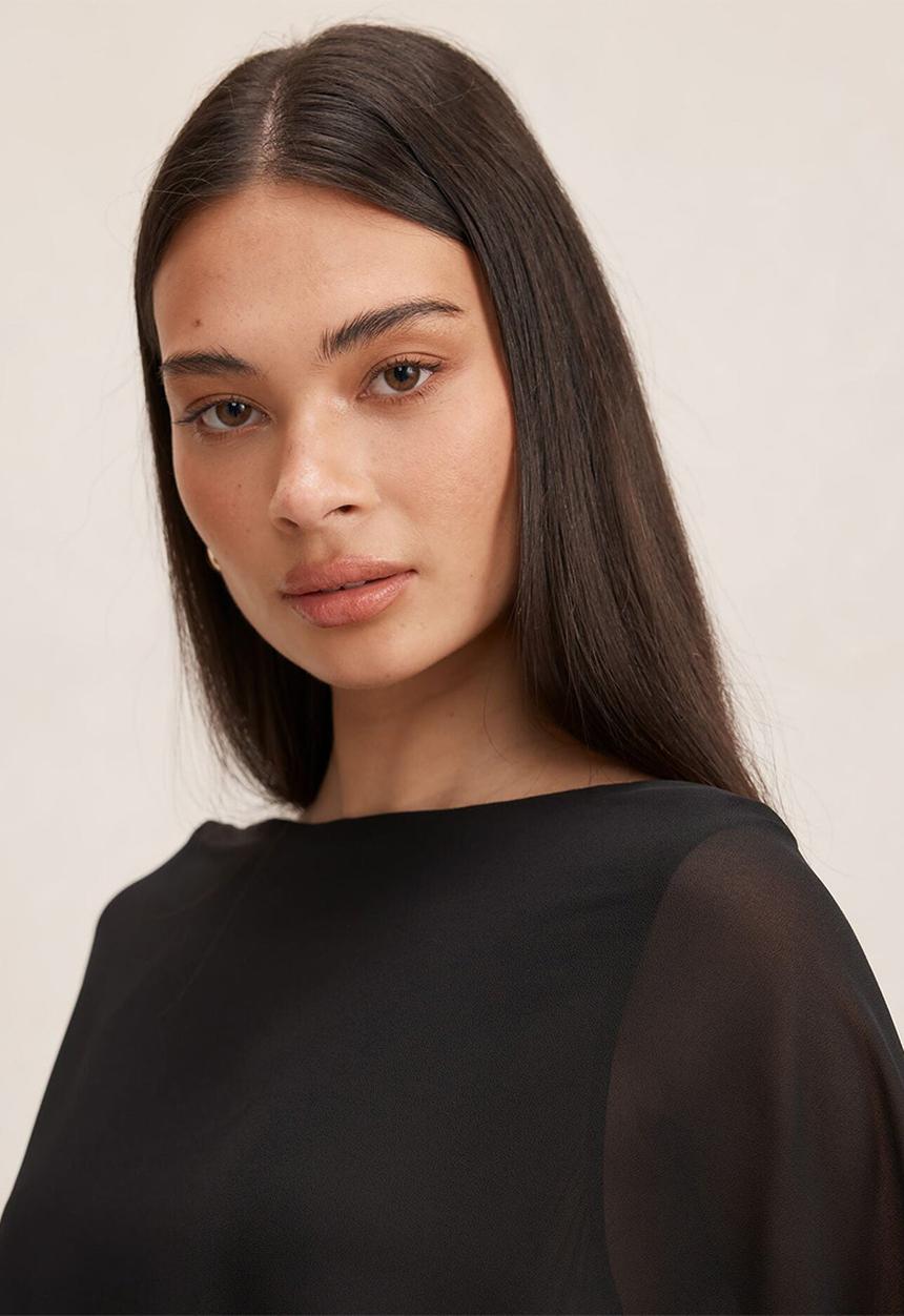 Forever New - Jessie batwing top - black