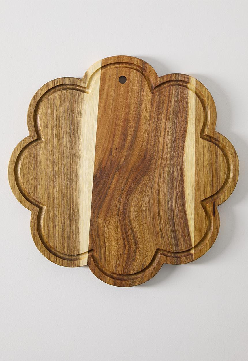 Excellent Houseware - Scalloped Wooden Serving board