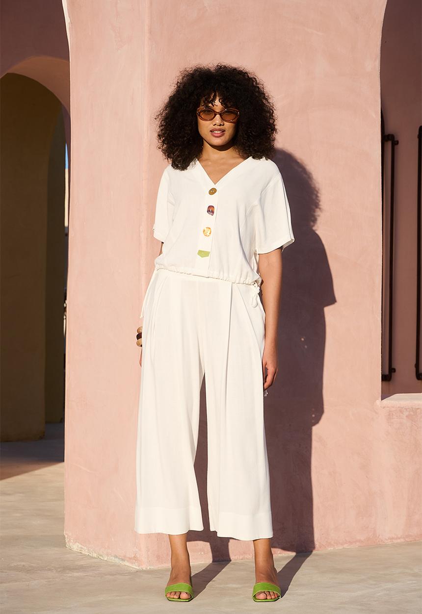 Me&B - Perspex Button Detail Dolman Sleeve Top - Milk