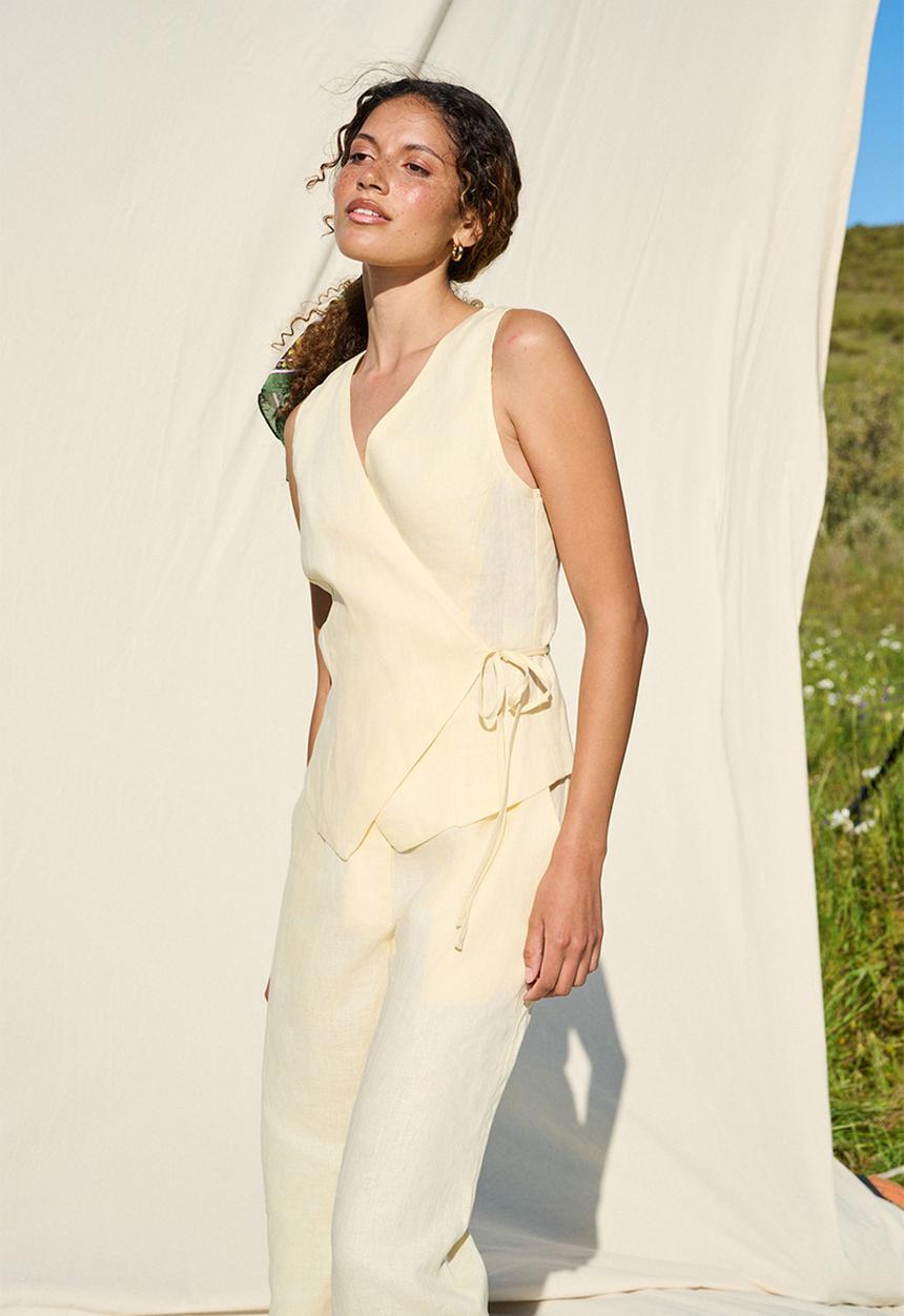 Me&B - Linen Wrap top - Angora