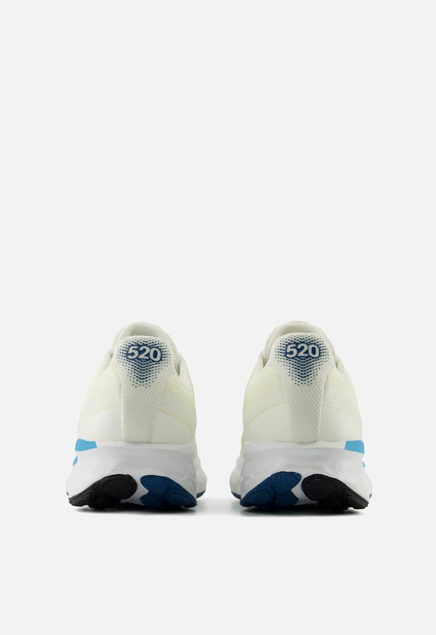 New Balance  - Fresh Foam 520 v9 - white