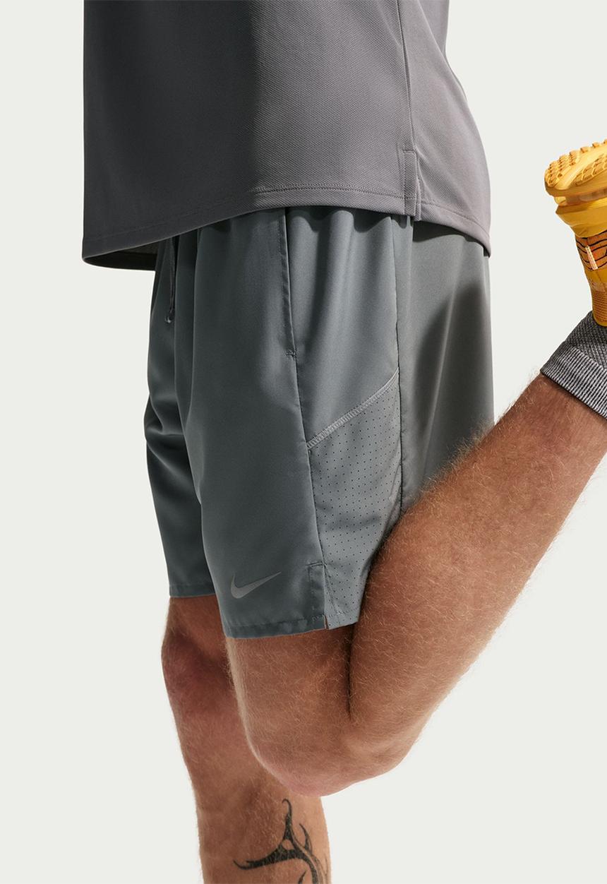 Nike - Miler Dri-FIT Brief-Lined 7" Running Shorts  - Smoke Grey