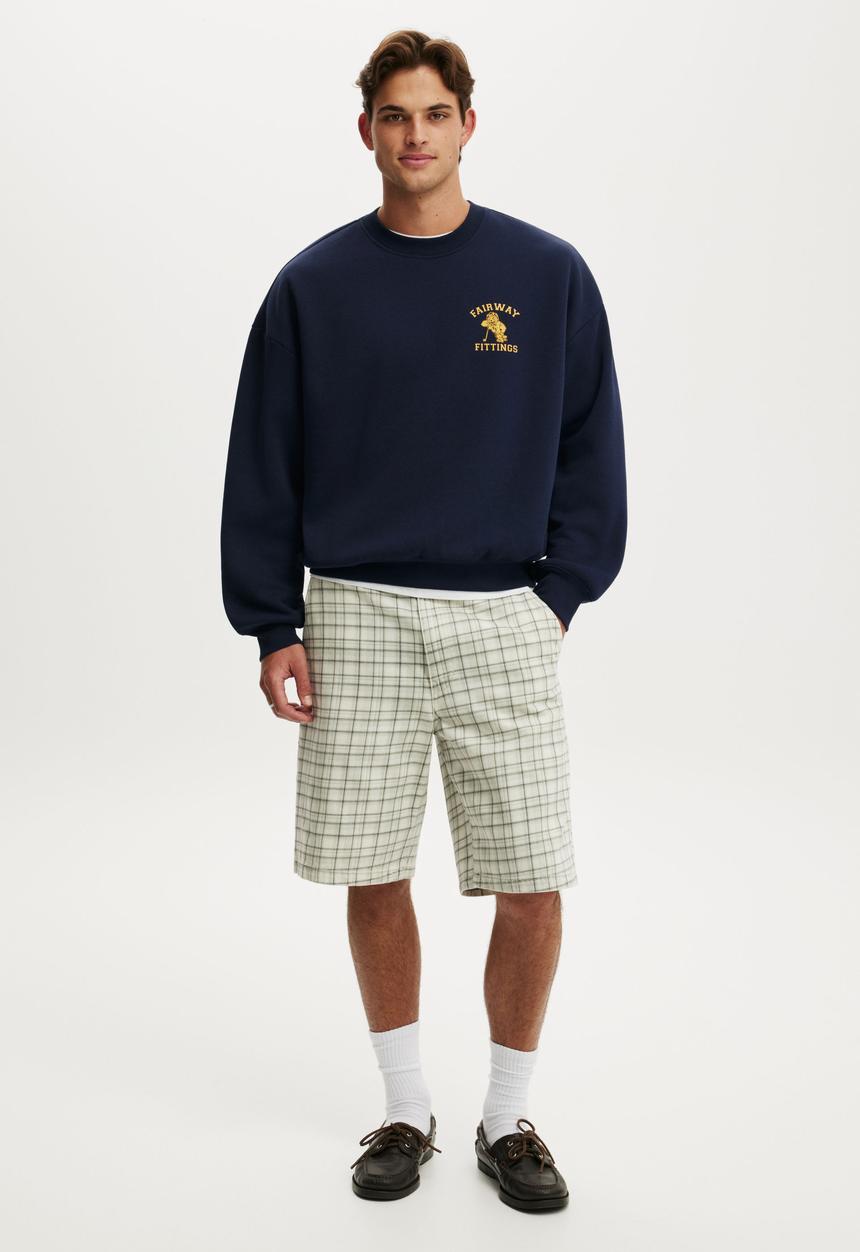 Cotton On - Relaxed Fit Graphic Crew Sweater - Vintage Navy/Fairway Fittings