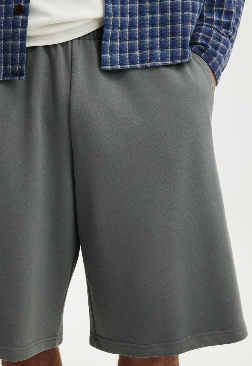 Cotton On - Super Baggy Fleece Short - Slate Stone