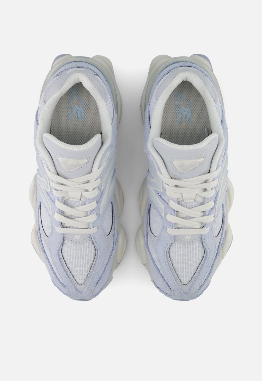 New Balance  - 9060