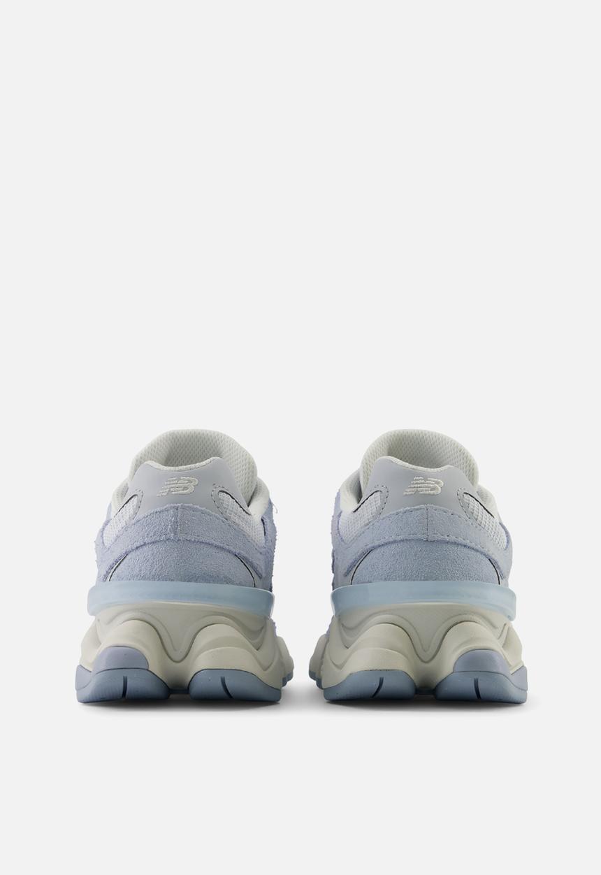 New Balance  - 9060