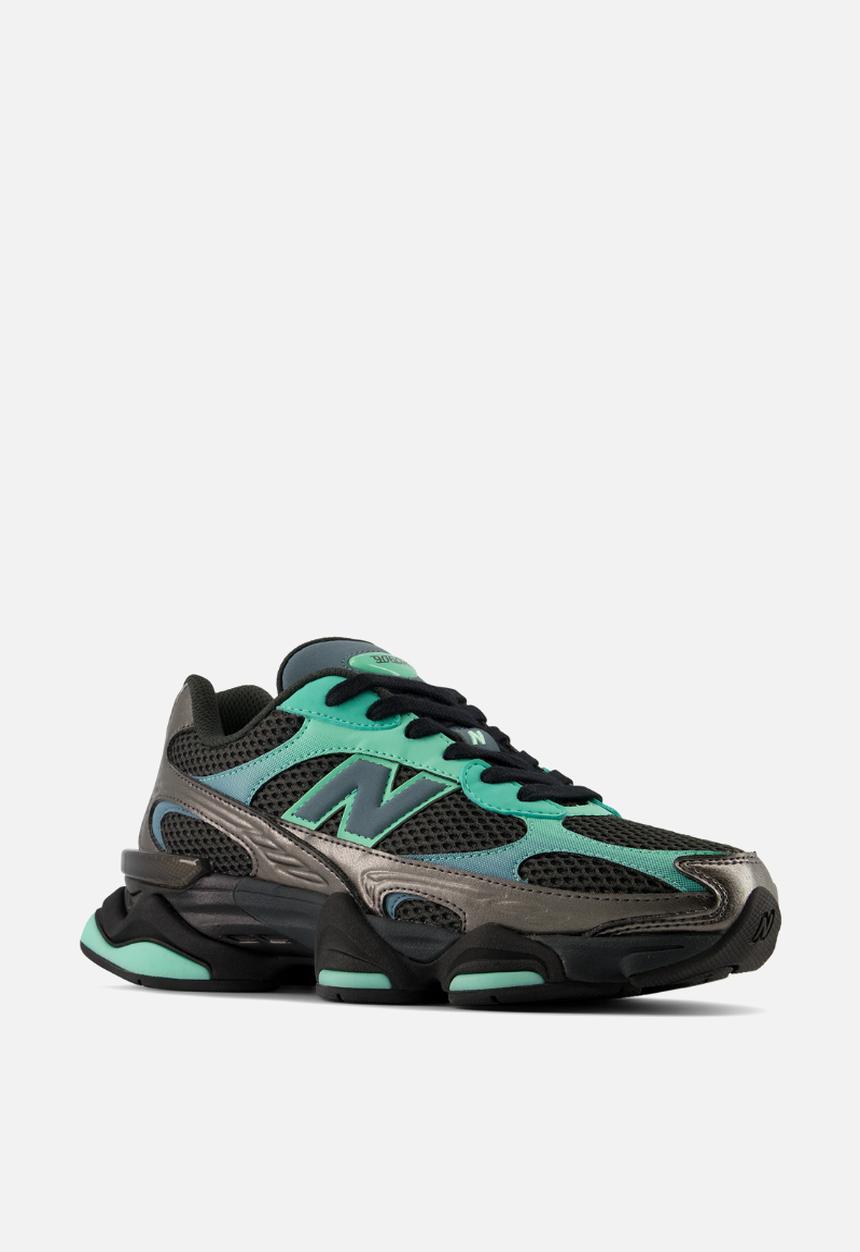 New Balance  - 9060R