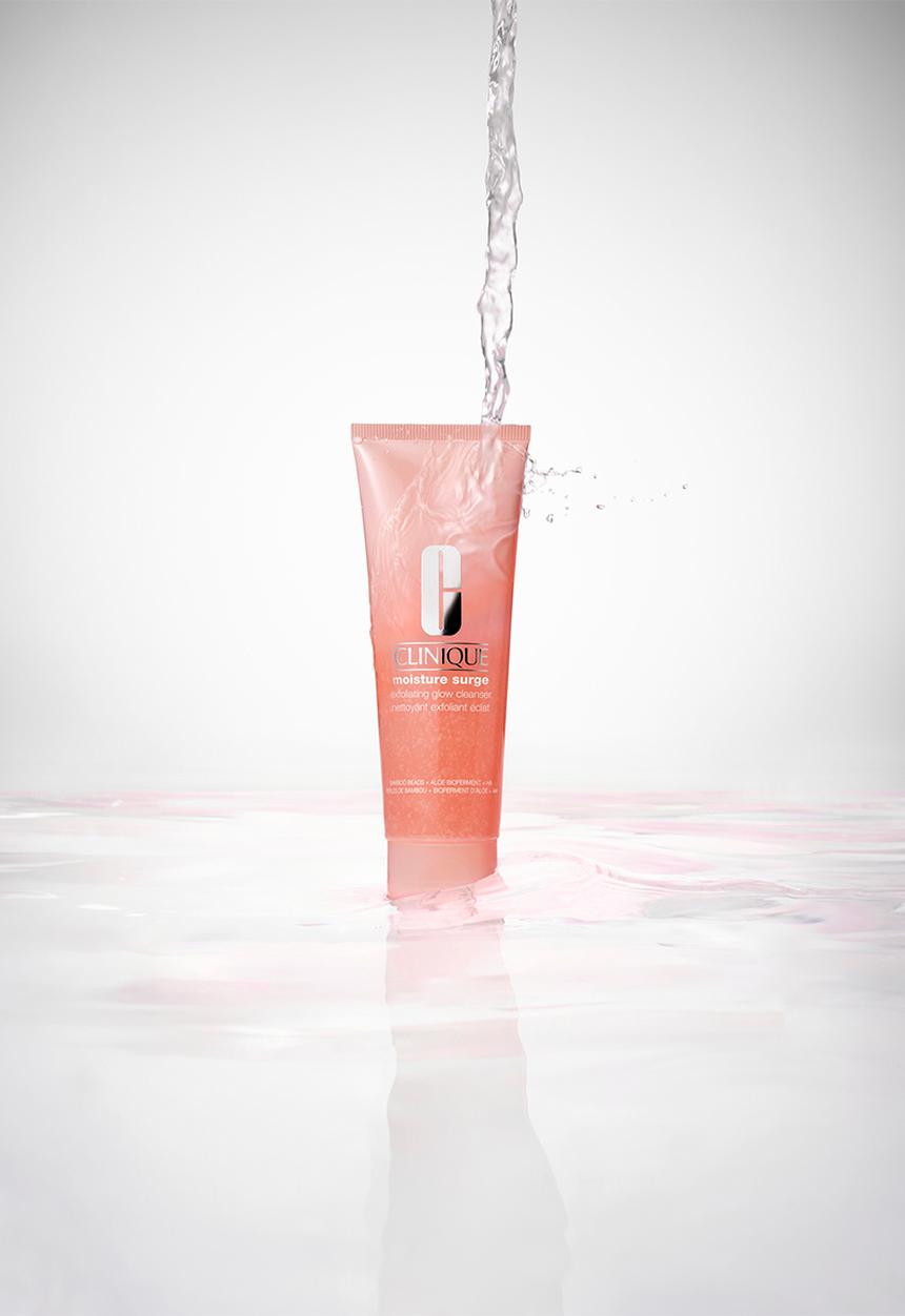 Clinique - Moisture Surge Exfoliating Glow Cleanser - 125ml