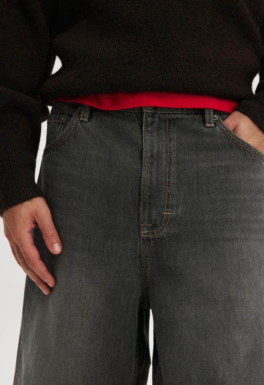 Cotton On - Super Baggy Jort - Carpenter Smokey Washed Grey