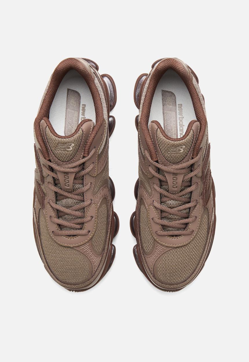 New Balance  - 2000L - brown