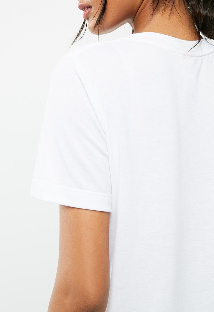 Nike - Essential tee