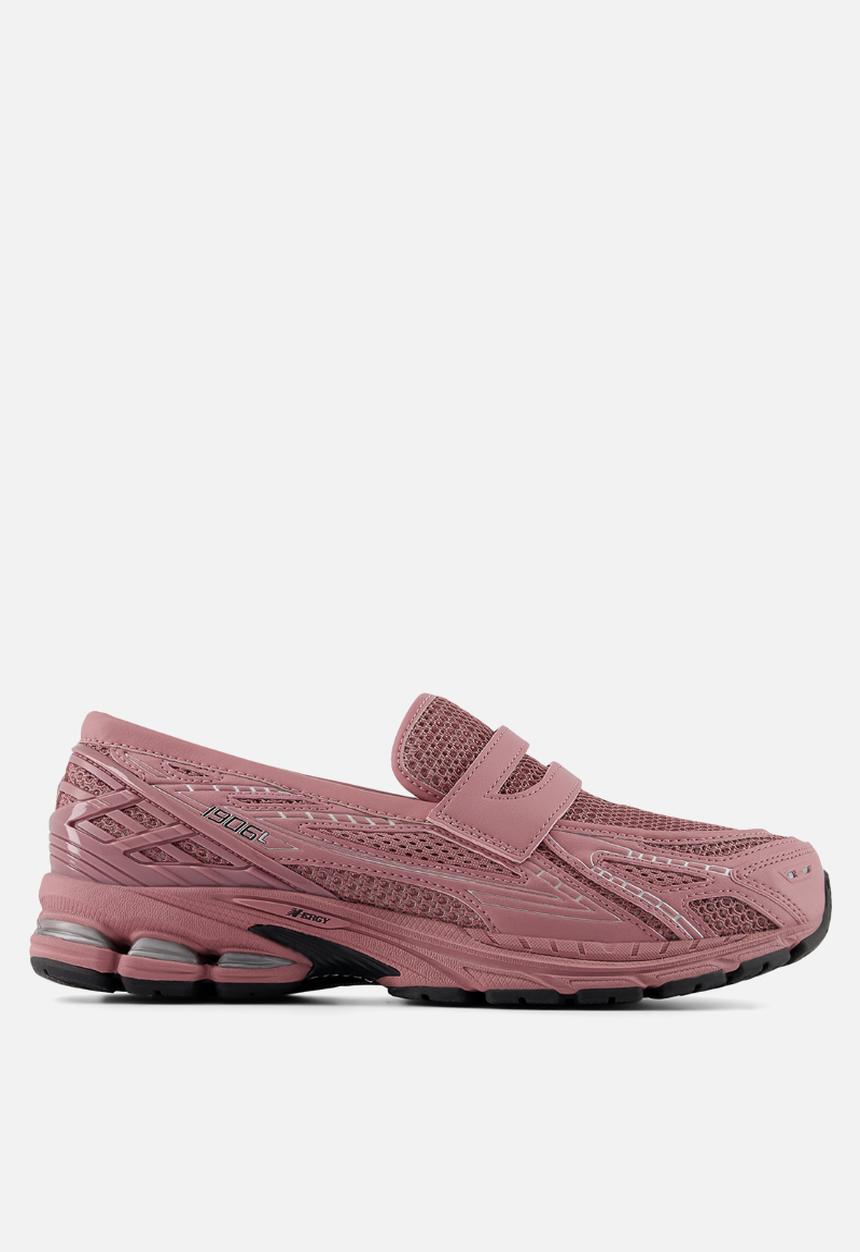 New Balance  - 1906L