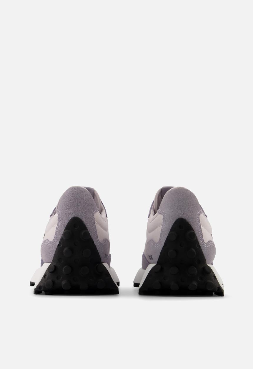 New Balance  - 327