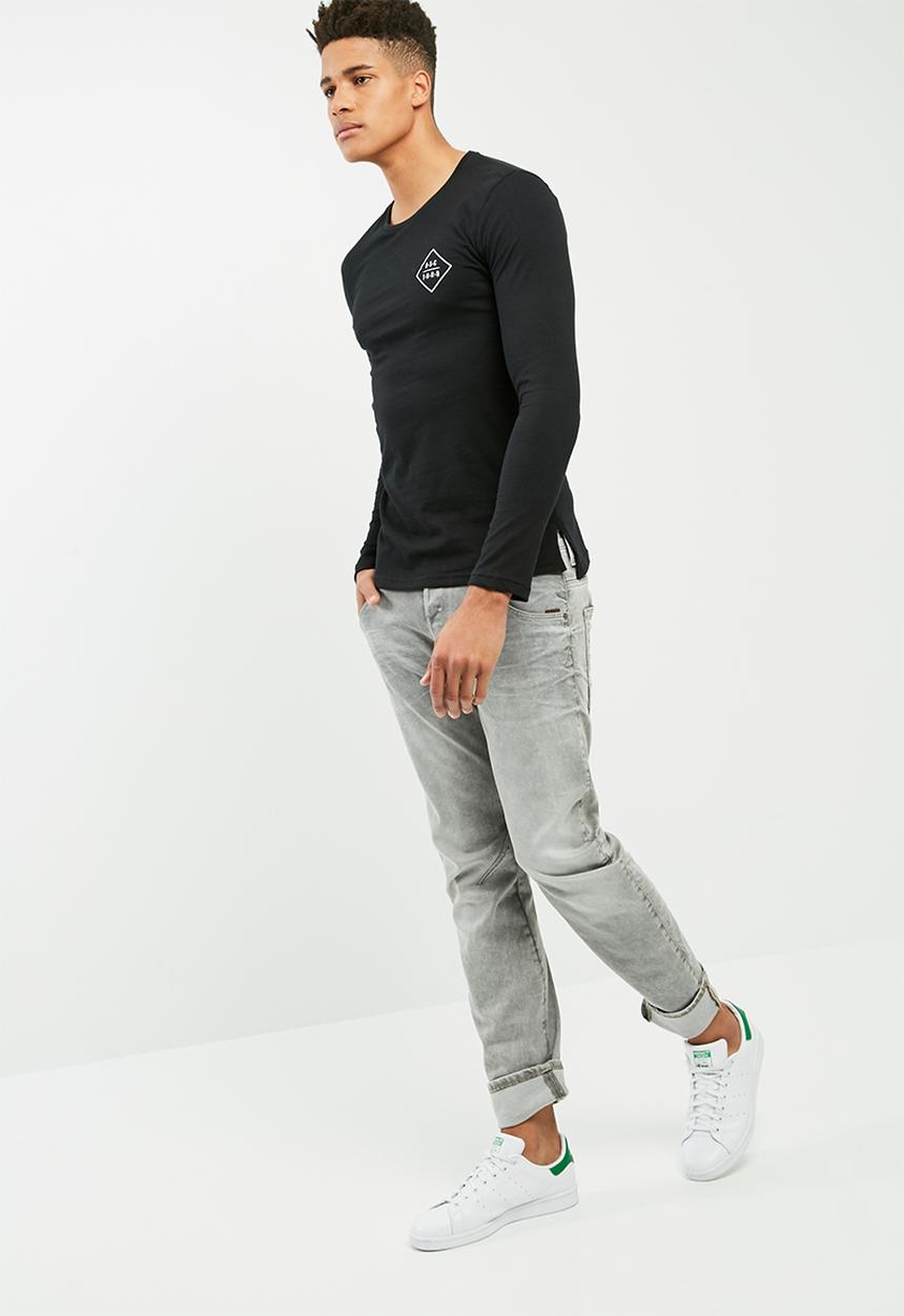 basicthread - Long graphic tail crew neck tee