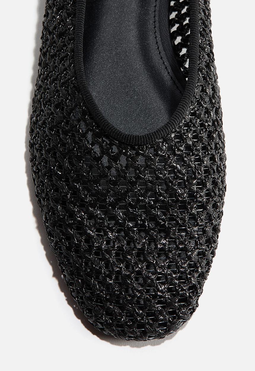 H&M - women-shoes-pumps-flats